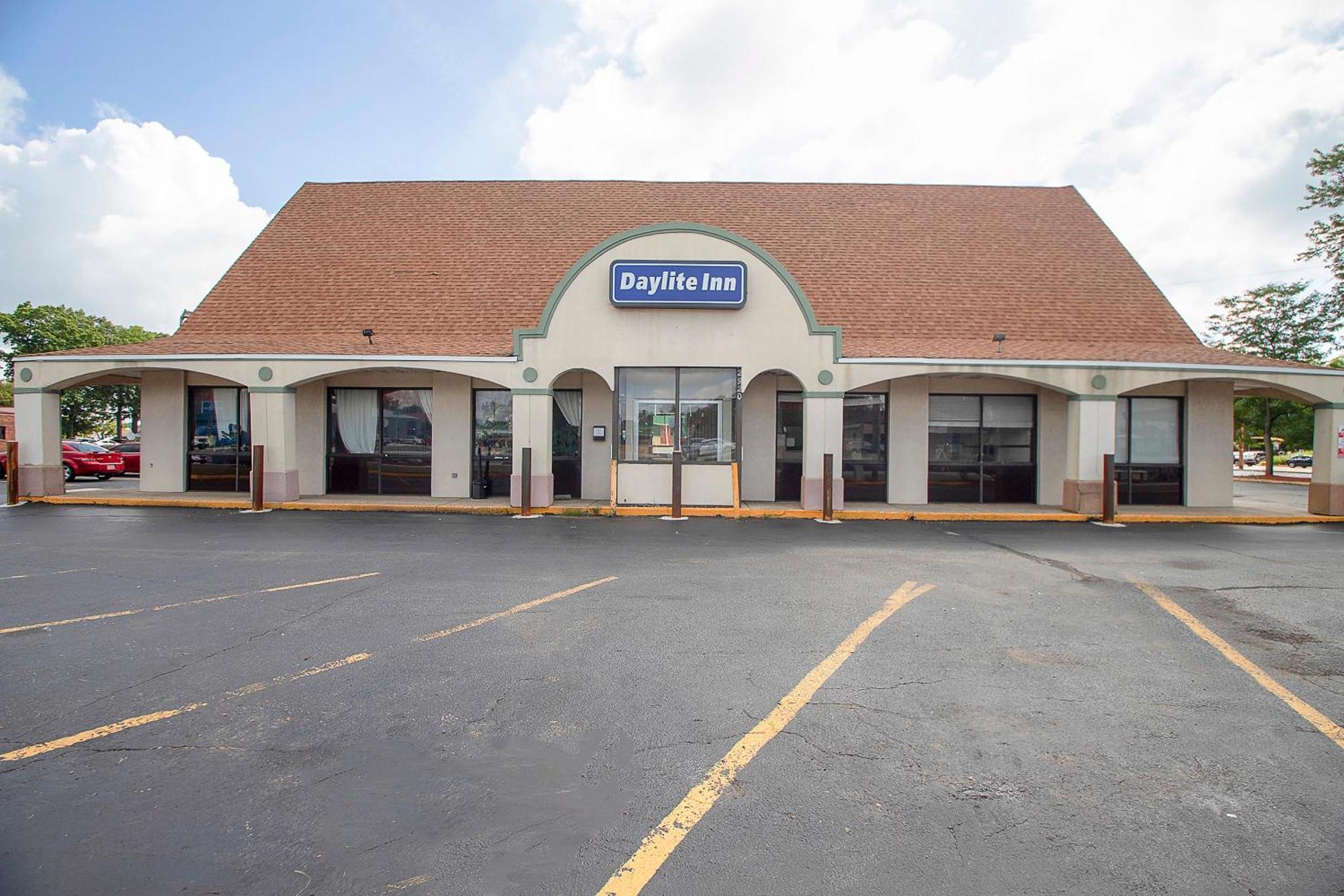 Hotel O Daylight Inn Elkhart I-90, In Extérieur photo